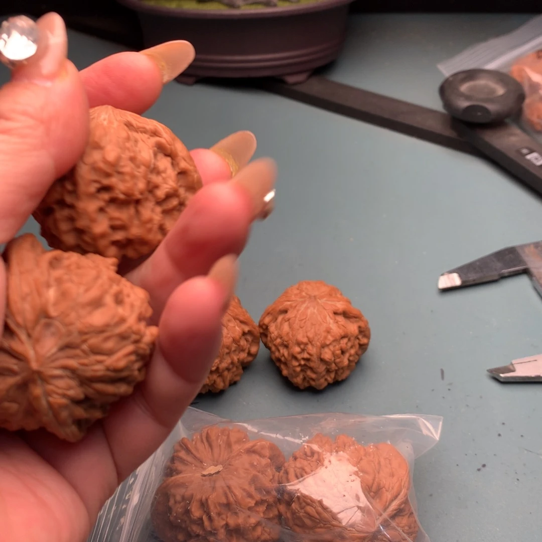 文玩核桃把件和尚头4445微修尖