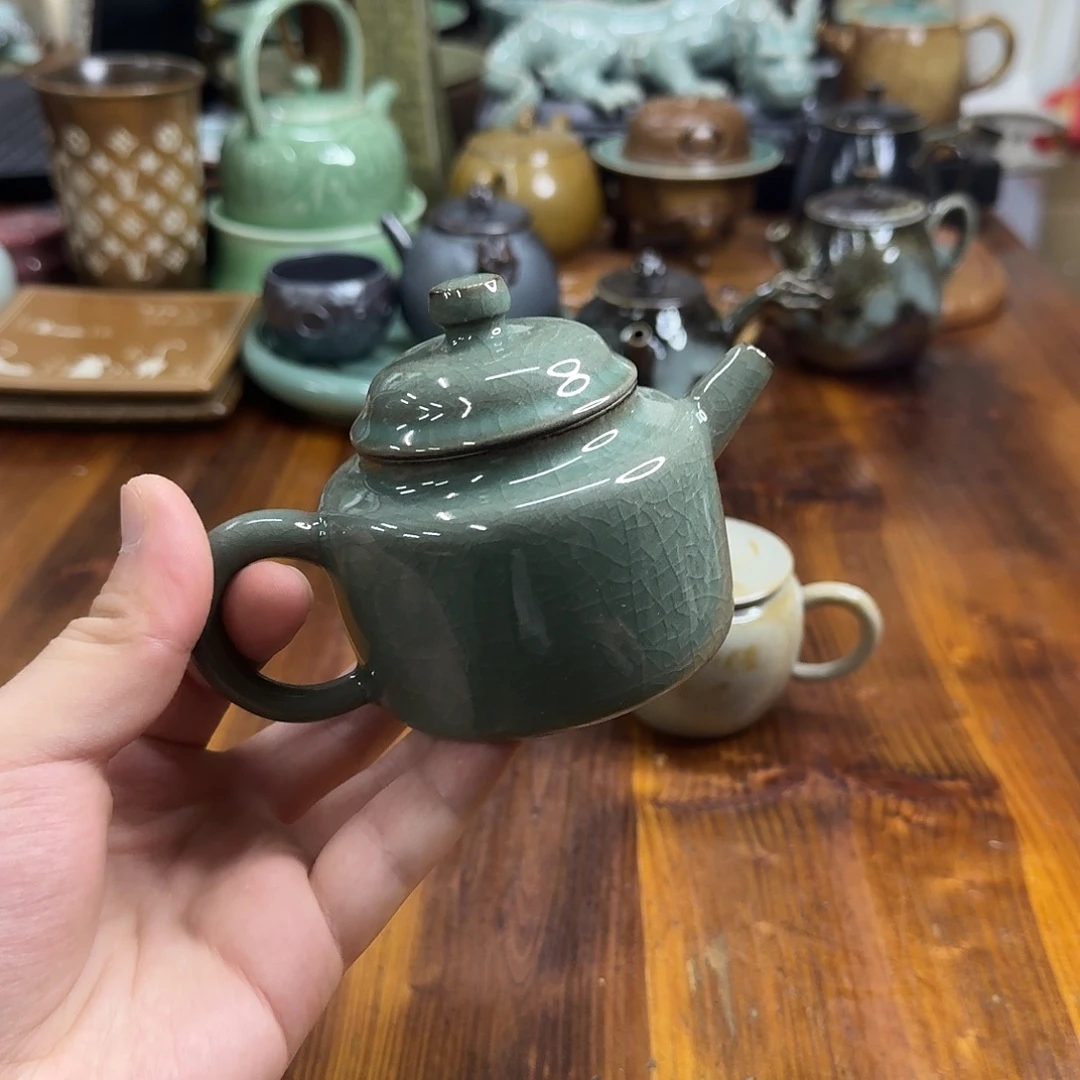 小仲龙泉青瓷微瑕3710