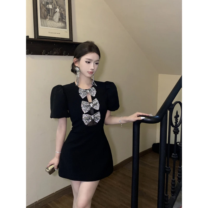 复古高级感蝴蝶结连衣裙女夏季泡泡袖镂空收腰包臀裙子黑色礼服裙