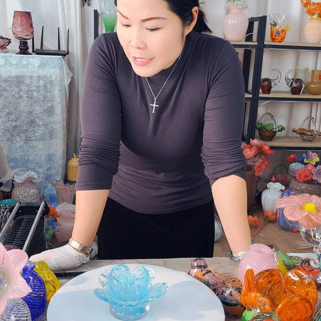 烛台小瑕福利家悦琉璃品不退不换