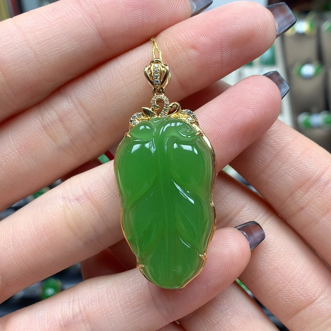 和田玉18K金镶嵌颈饰17×30