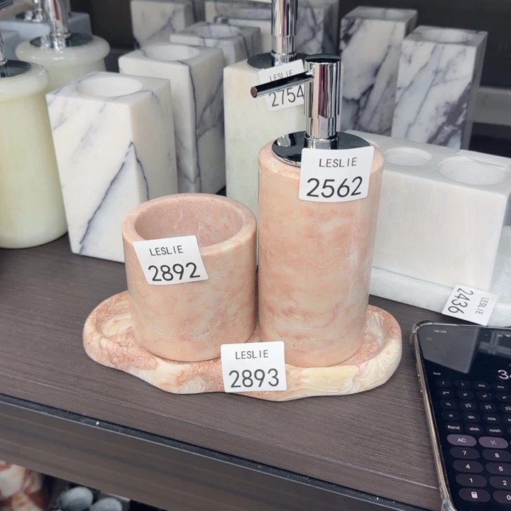 H****'X2892。 2562. 2893.