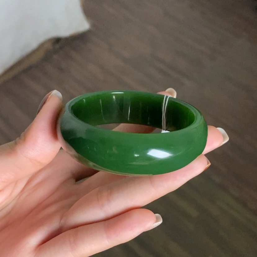 【闪购商品】未镶嵌手镯和田玉（碧玉）