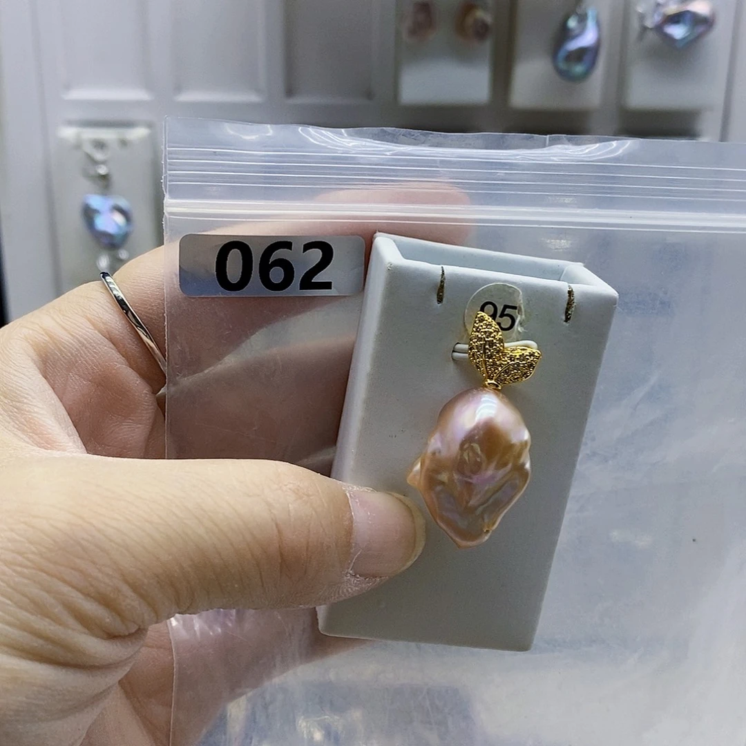 颈饰合金淡水珍珠