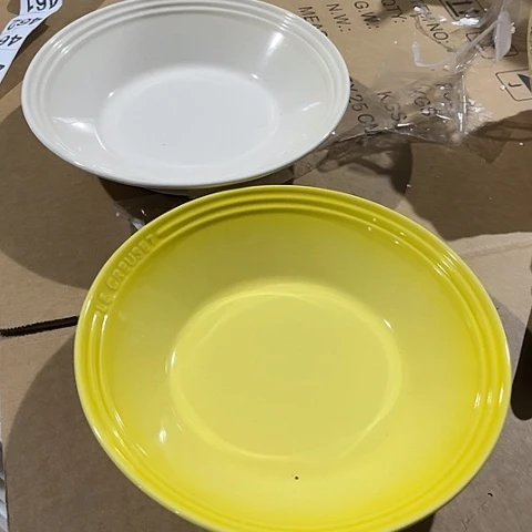 微瑕，不能明火，口径22高4奶油，黄