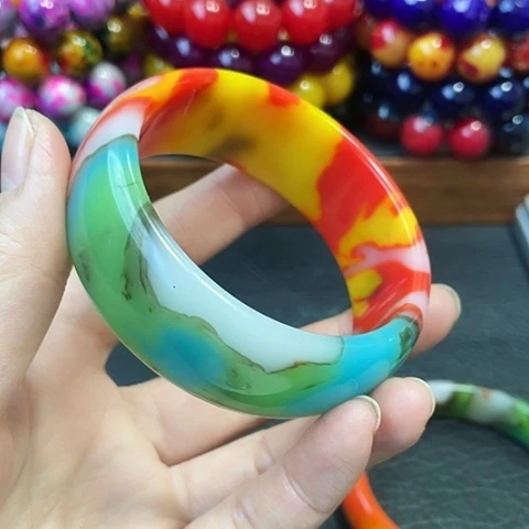 玛瑙未镶嵌手饰雪山重楼手镯