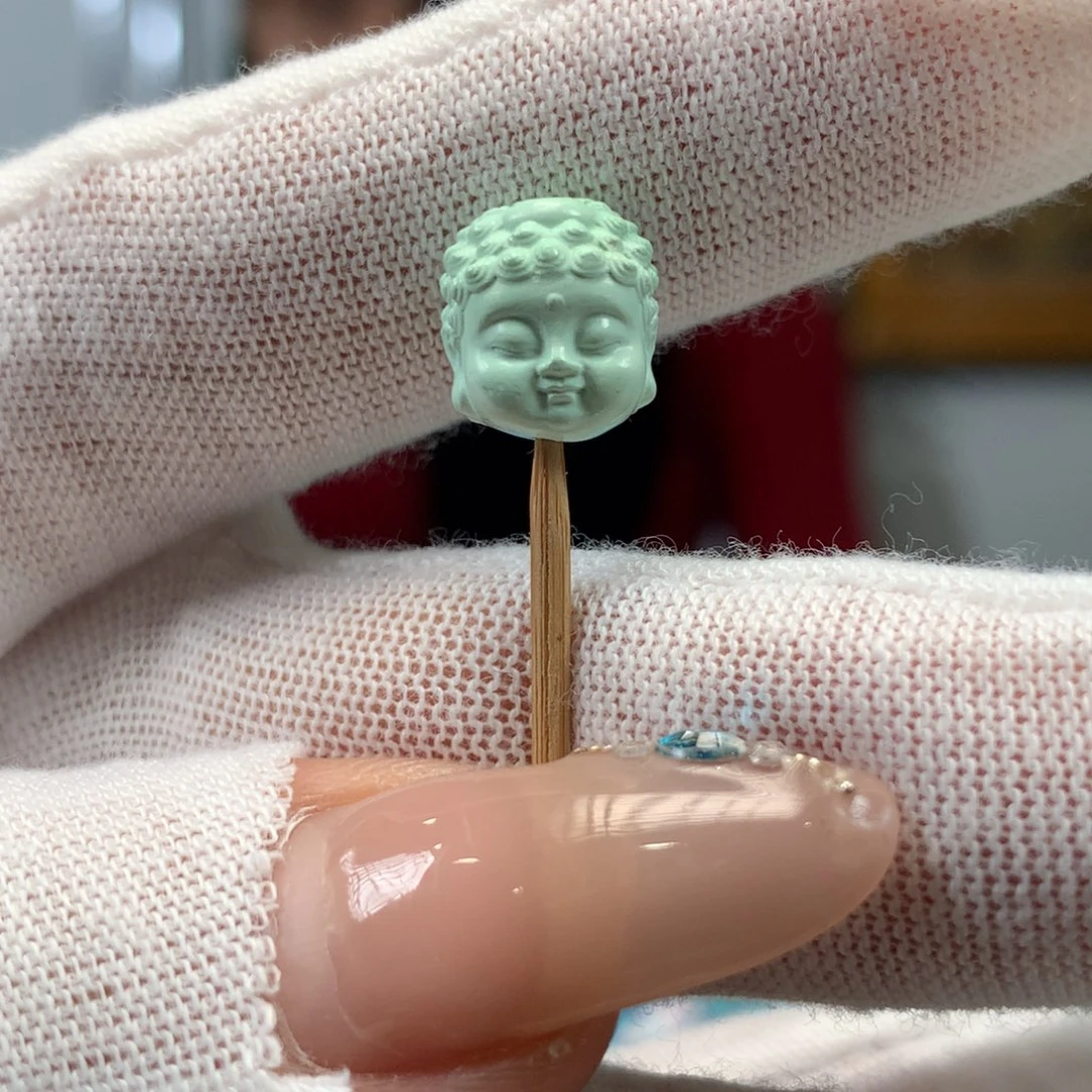 绿松石未镶嵌挂件