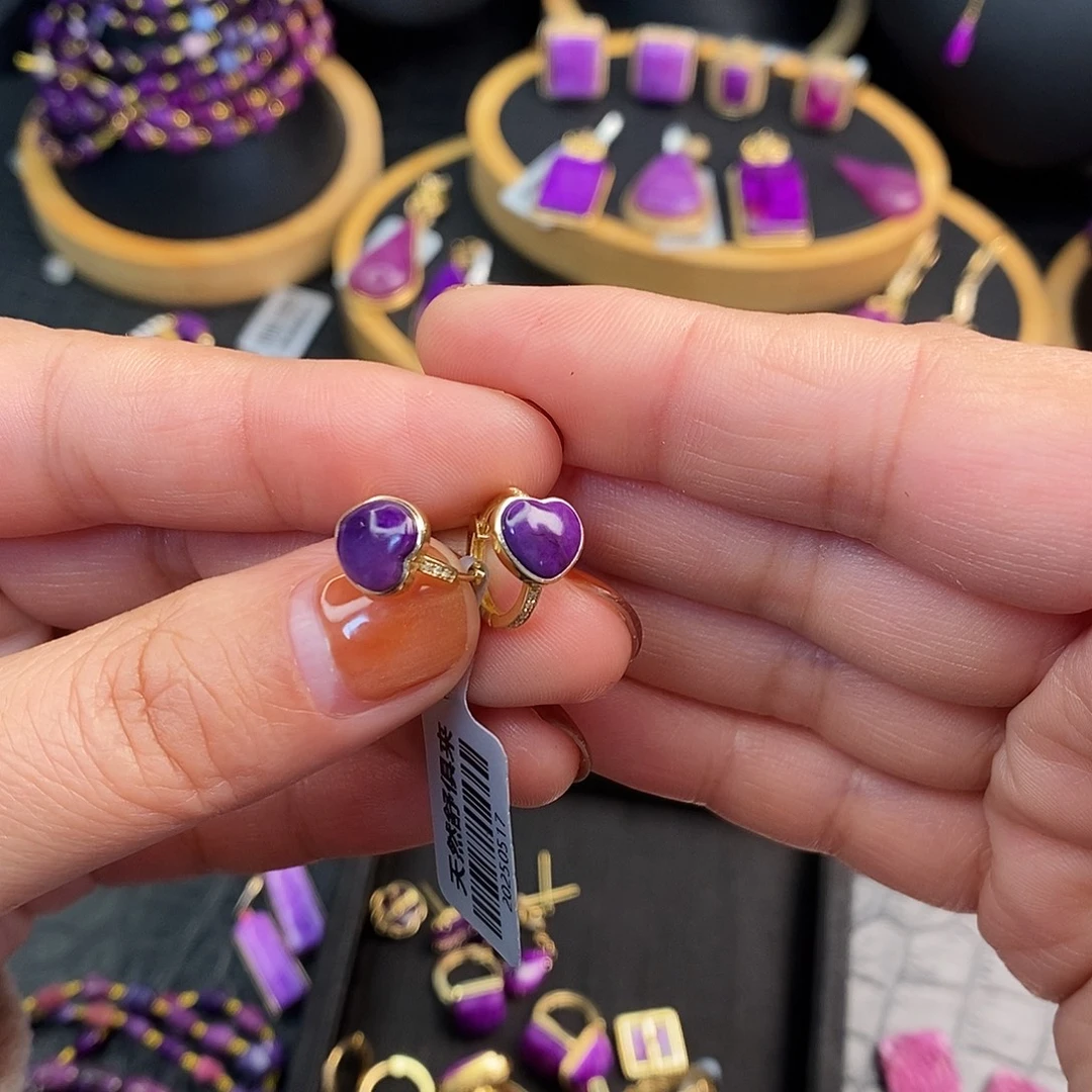 苏纪石（舒俱来）18K金镶嵌耳饰