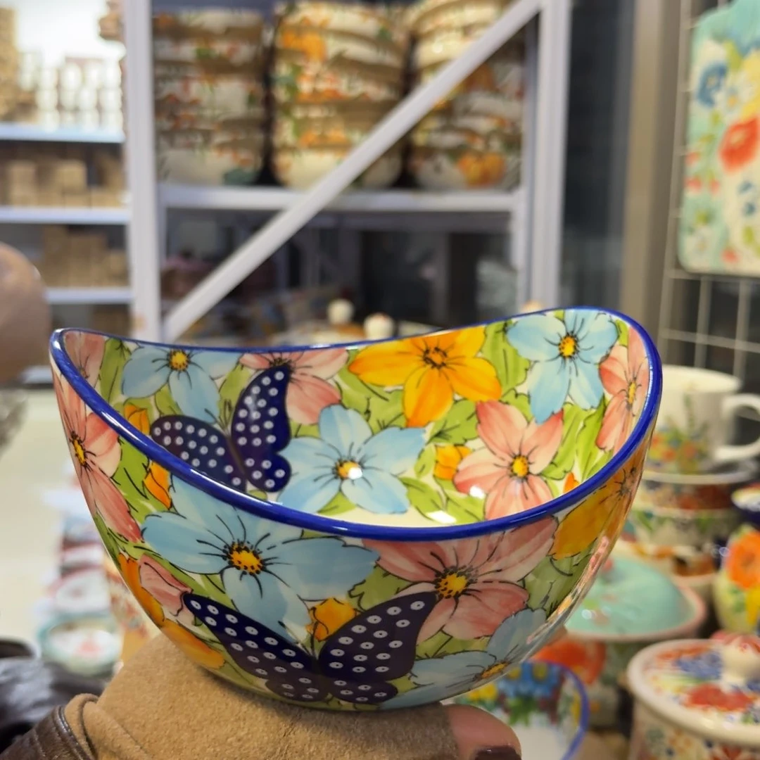 瓷7英寸蝴蝶元宝碗一只