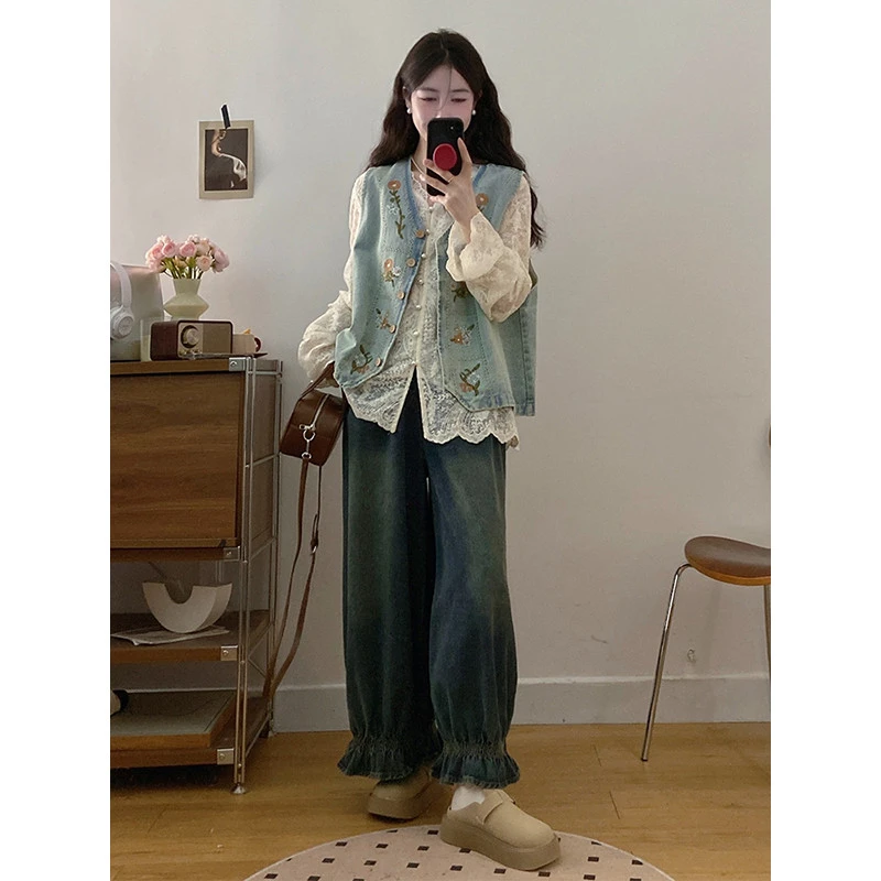 【时岛】文艺碎花刺绣马甲衬衫牛仔裤女春季大码胖妹妹复古时尚气