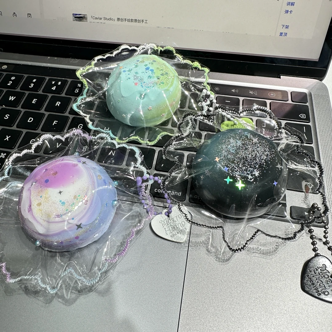 「Caviar Studio」新粉小挂件捏捏专拍链接