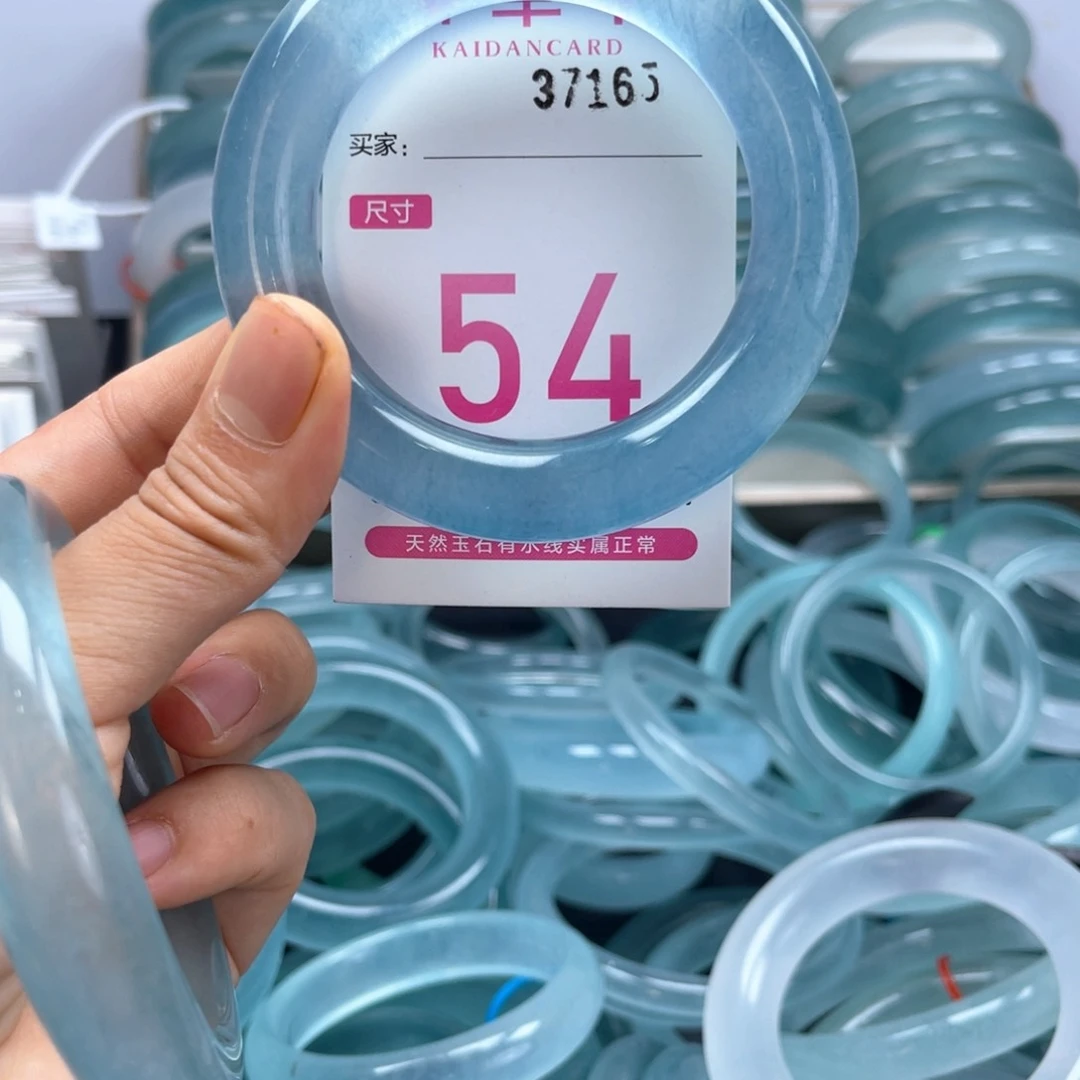 肥***肥石英质玉手镯未镶嵌