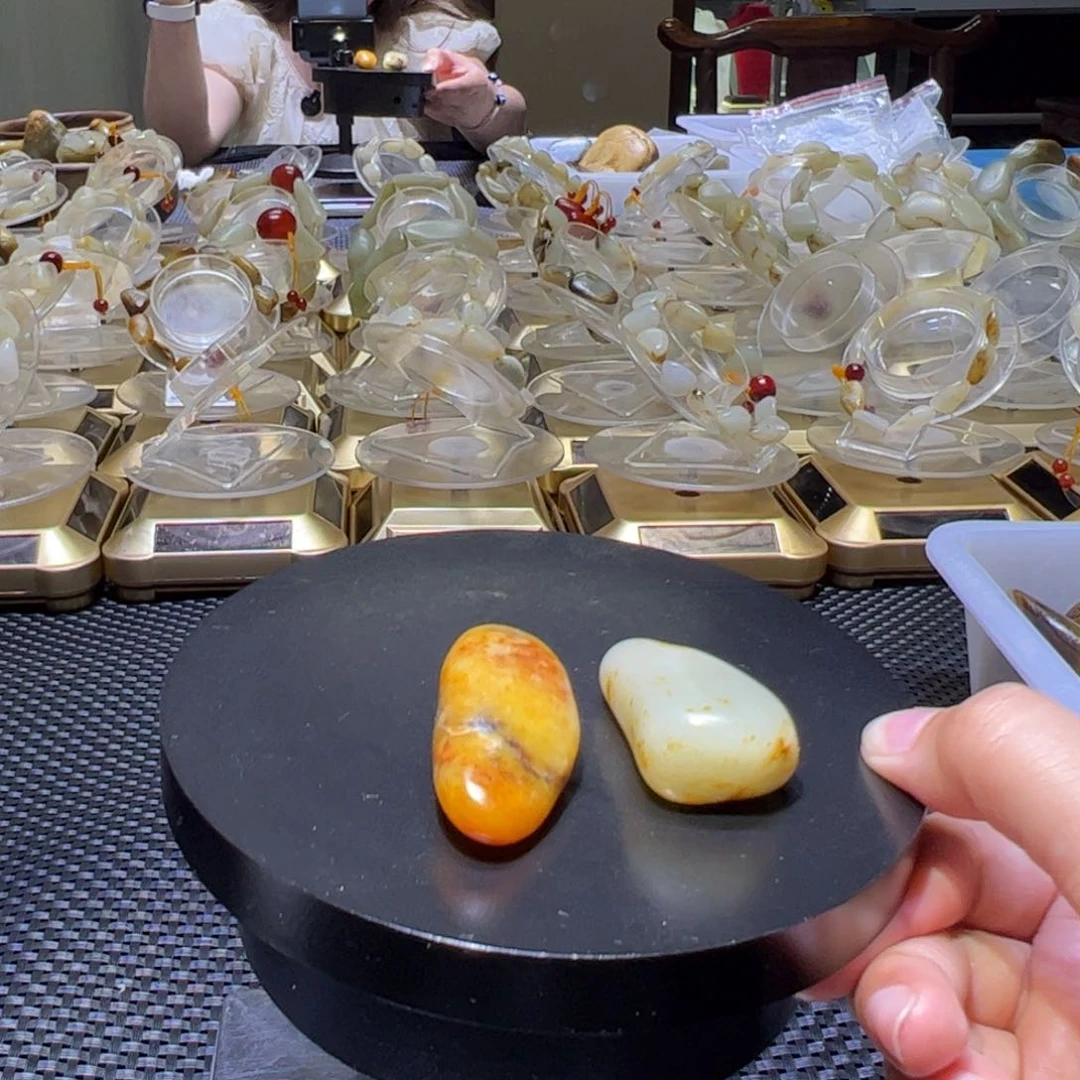 義***情和田玉（子料）未镶嵌吊坠(不含链)