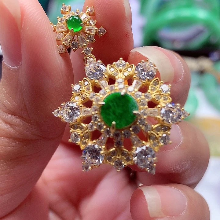 翡翠银S925镶嵌颈饰翡翠