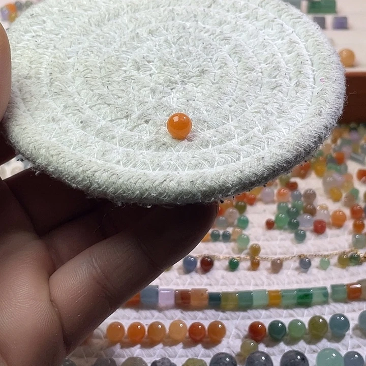 翡翠散珠未镶嵌定制翡翠卡7.2