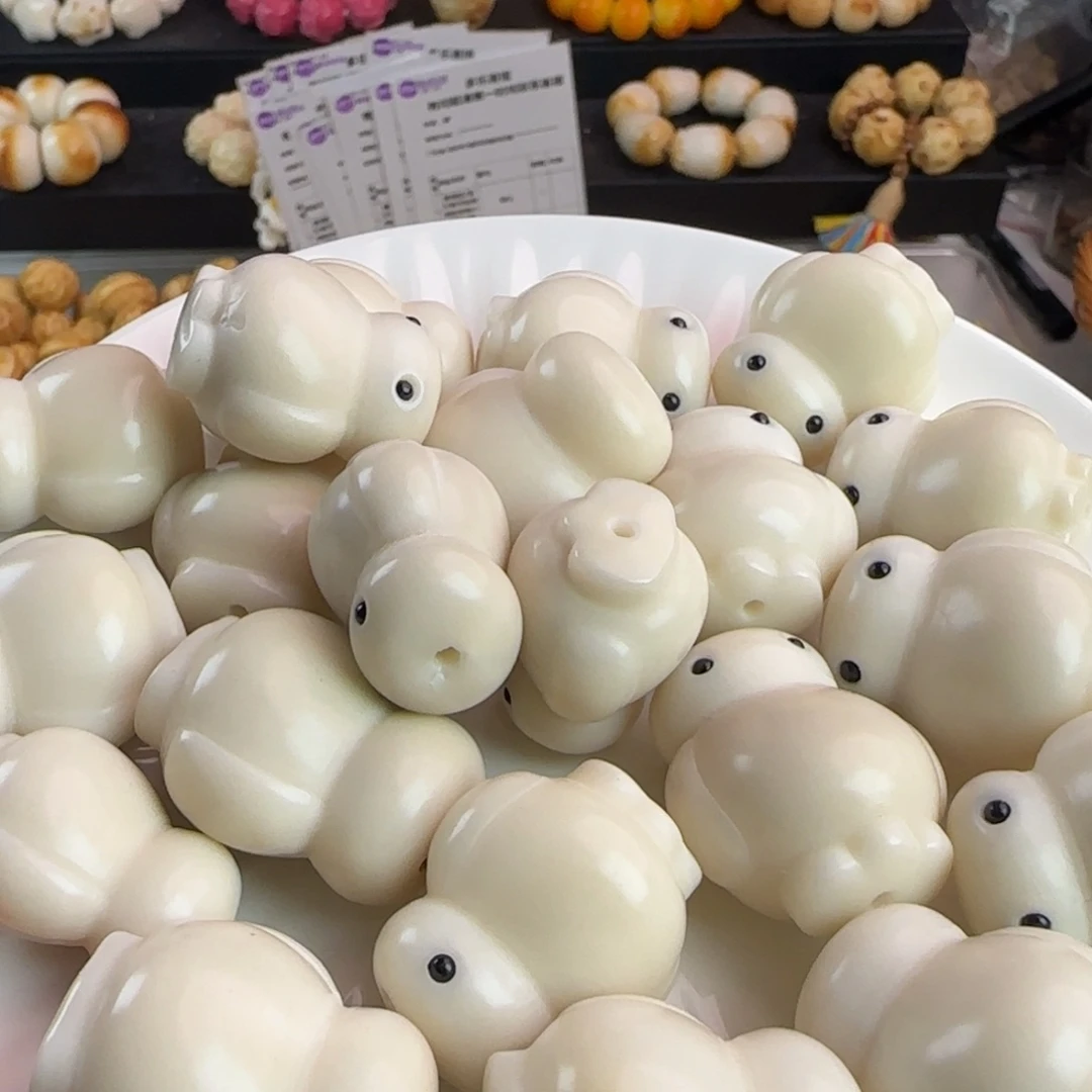 菩提根/象牙果吊坠微瑕疵大尺寸大白3颗