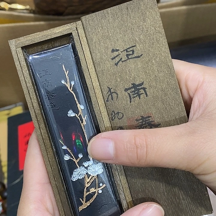 紫砂。。。。。。。。。。。。。。。。。。。。