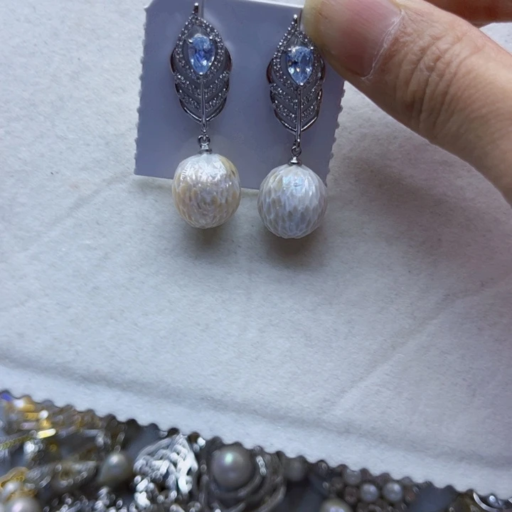 淡水珍珠吊坠银S925镶嵌品****V