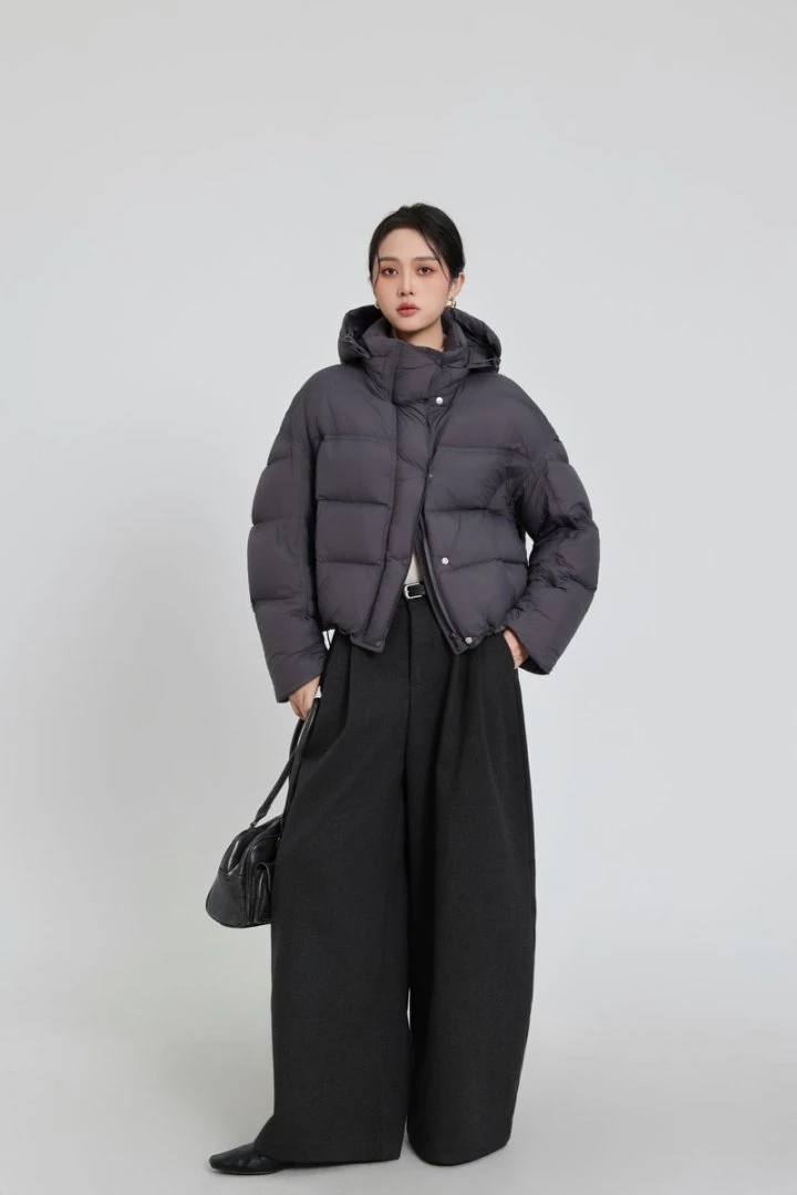 新款2025羽绒服冬季泡芙系列休闲百搭小个子羽绒服