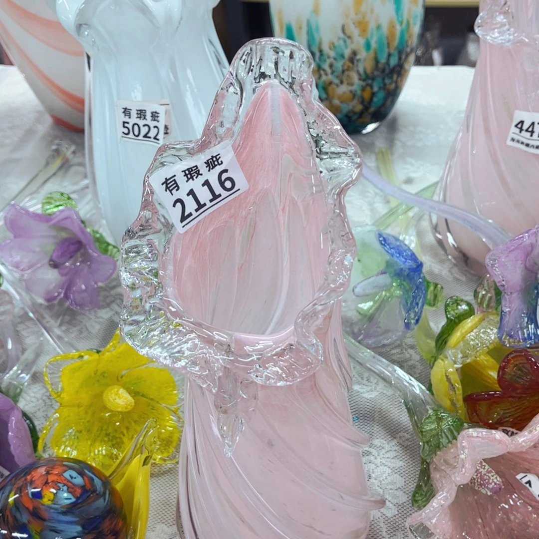 2116微瑕，家悦琉璃花瓶摆件