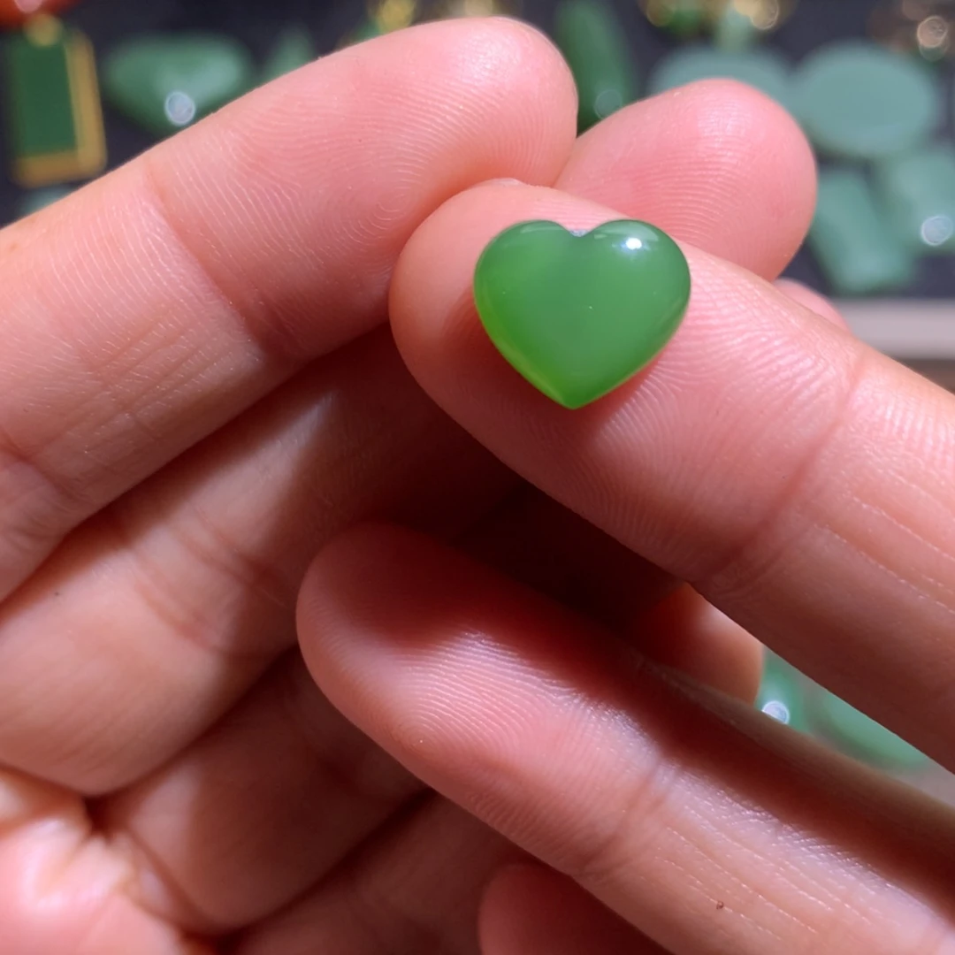 【闪购商品】和田玉珠宝半成品未镶嵌