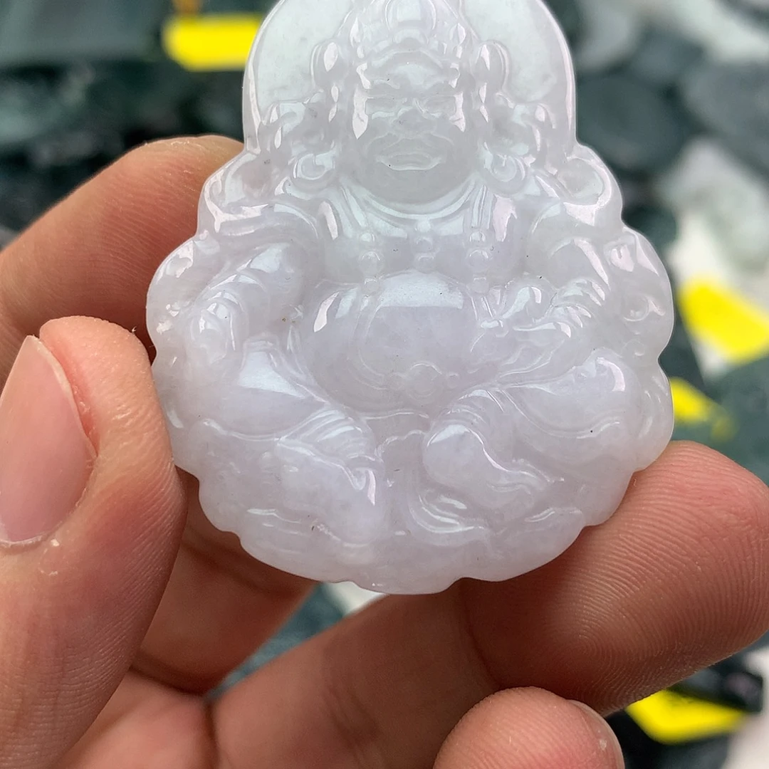 翡翠未镶嵌颈饰财神