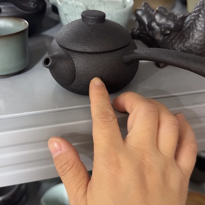主人杯一个，瓷。。。
