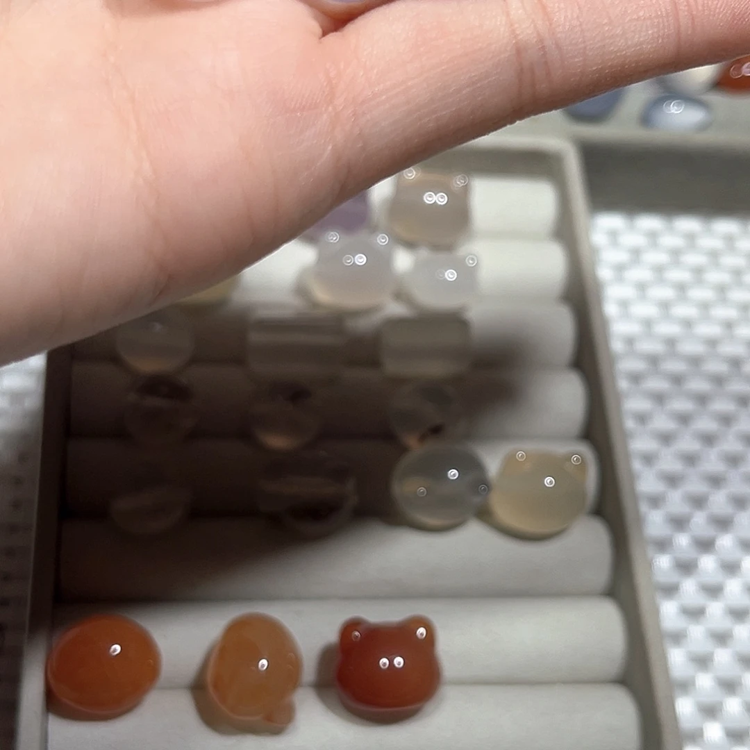 惊***.玛瑙/玉髓颈饰未镶嵌