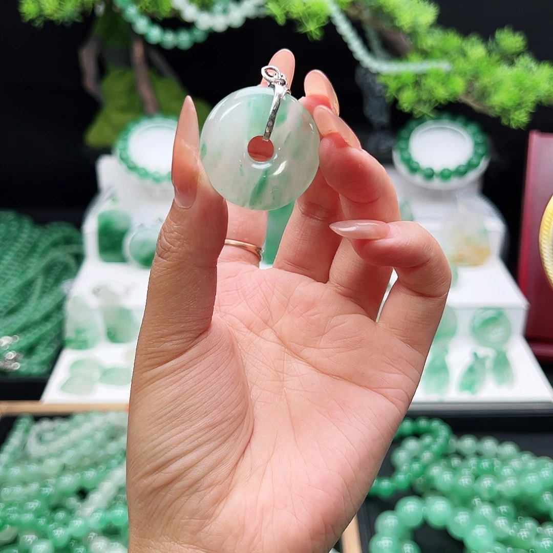 石英质玉（非洲翠）未镶嵌吊坠(赠链)