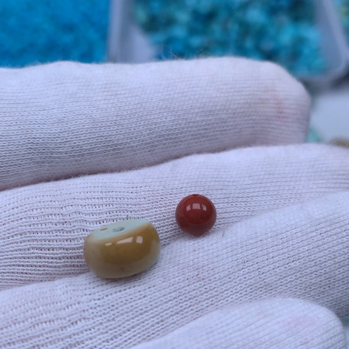 南红玛瑙未镶嵌珠宝奇石