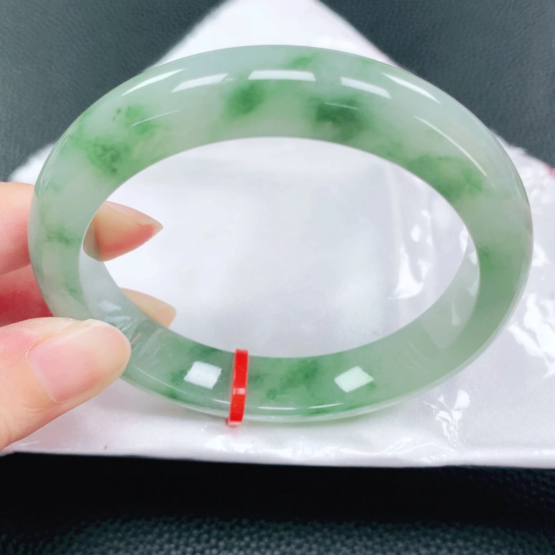未镶嵌手镯翡翠60圈