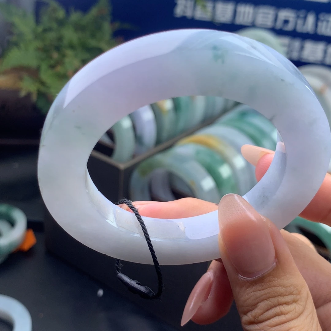 未镶嵌手镯不退不换定制翡翠