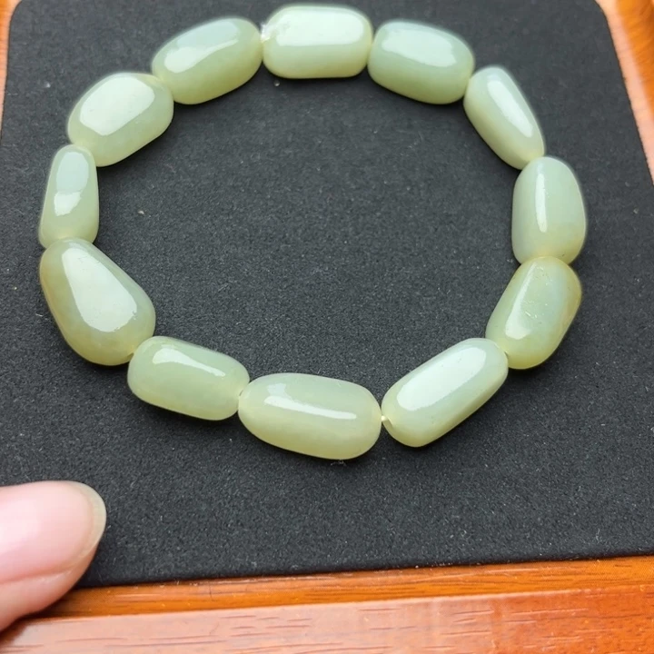 千***见和田玉未镶嵌手链