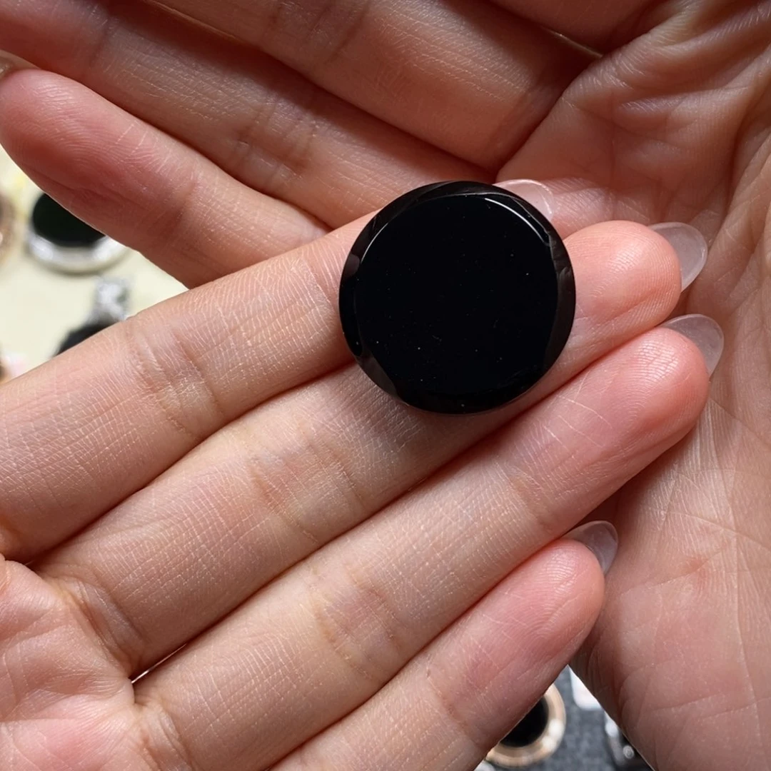 翡翠颈饰未镶嵌境***转无事牌