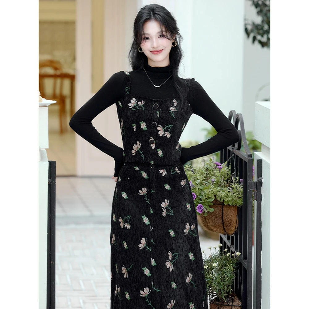 法式覆古黑色显瘦气质一整套ootd穿搭秋冬新款刺绣碎花连衣裙女装