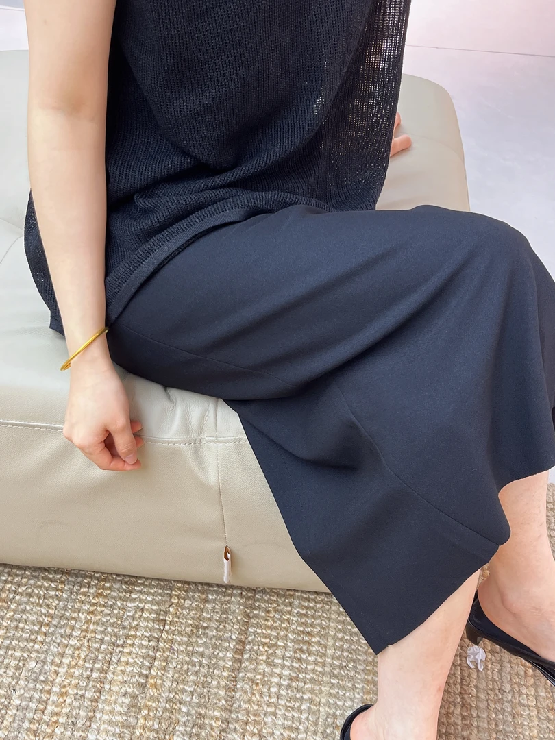 HALUNGLE/海伦格丽 Z1880    夏季新款气质后开叉半身神裙