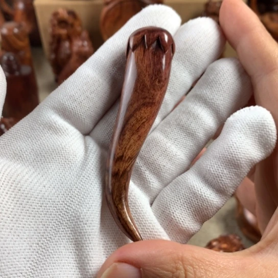 黄花梨/降香黄檀把件