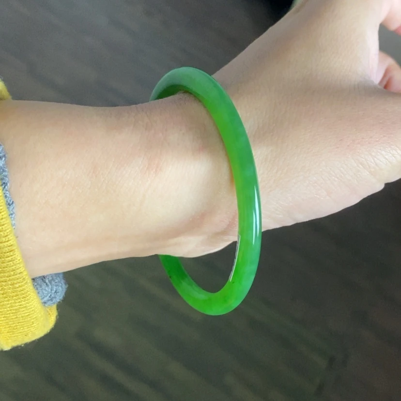 【闪购商品】未镶嵌手镯和田玉（碧玉）