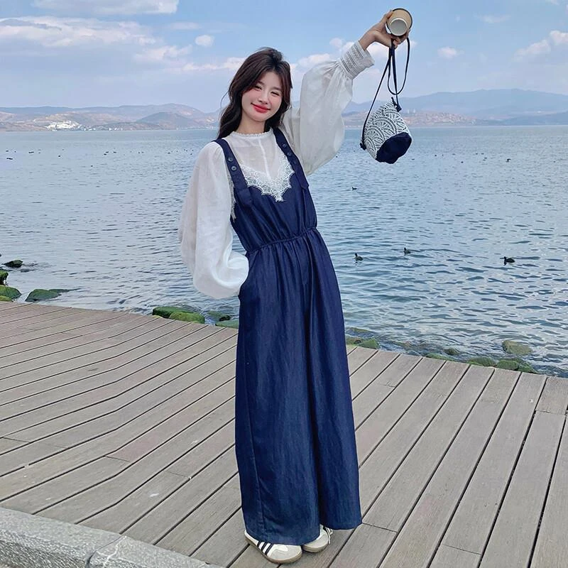 清纯系松弛感穿搭衬衫套装女2025春季新款超好看牛仔背带裤两件套