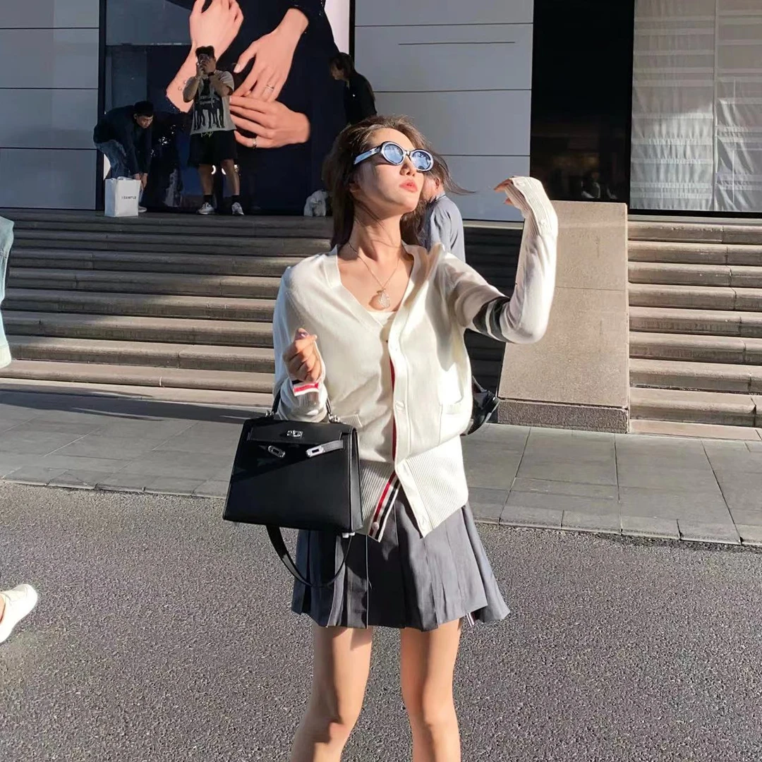 【甜心教主】时尚秋冬高级休闲开衫长袖毛衣