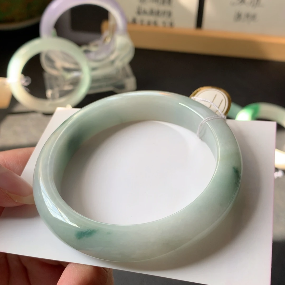 翡翠未镶嵌手镯25号57.1-12.3-8.7