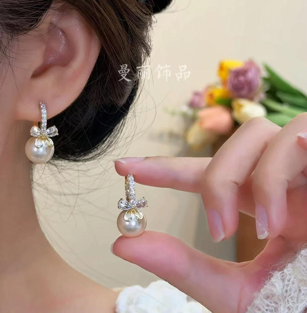 铜合金耳饰 2026轻奢温柔冰闪微镶蝴蝶结耳环