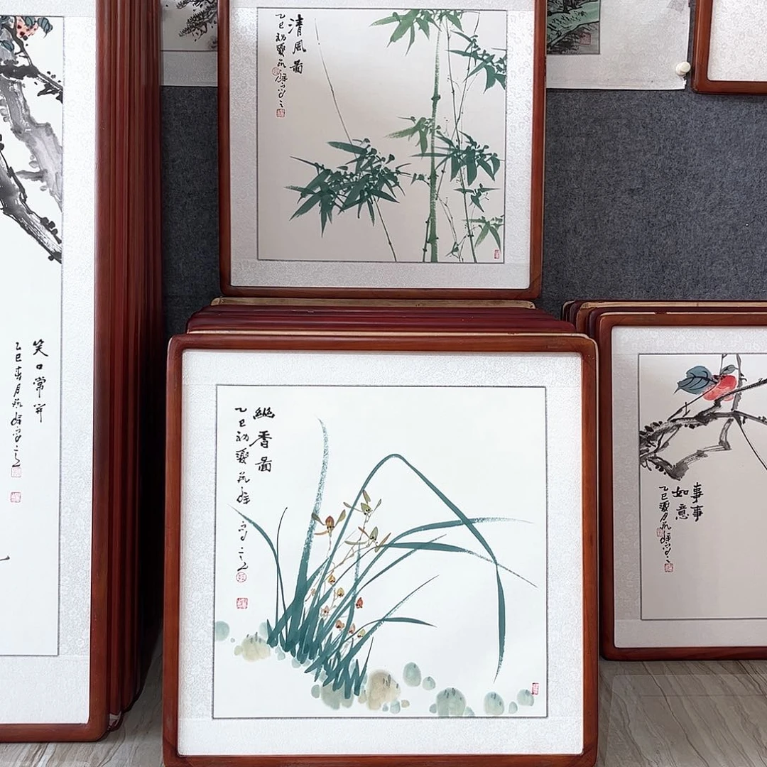 国画书画作品带框63×63厘米