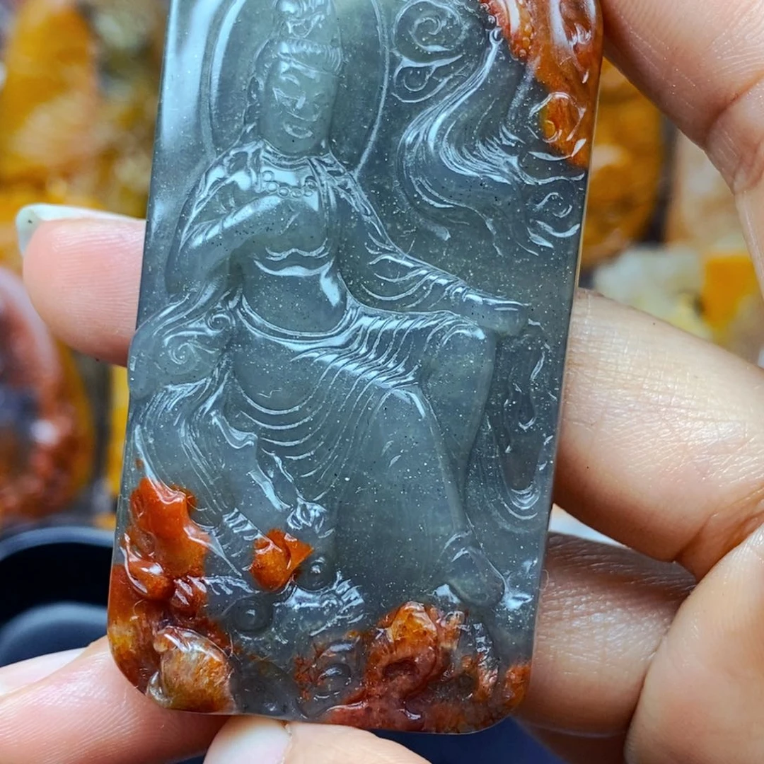 石英质玉（黄龙玉）未镶嵌颈饰