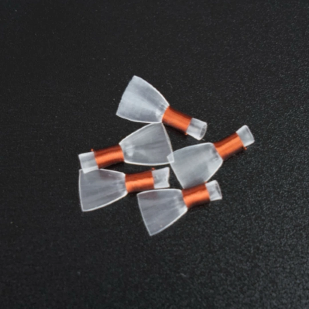 新人福利正品唢呐哨片厂家直销塑料普通哨片唢呐乐器配件各调齐全