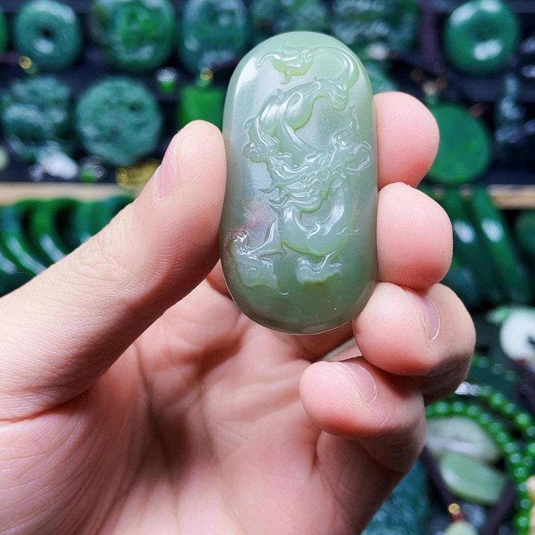 和田玉未镶嵌珠宝半成品