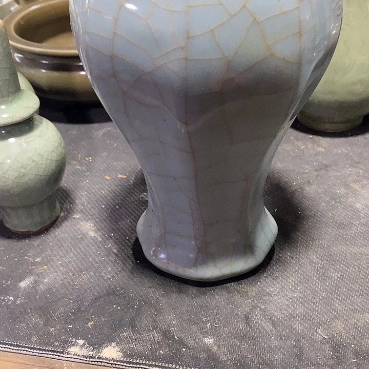 手工艺品琉璃洪*祥龙泉青瓷龙作品入选展