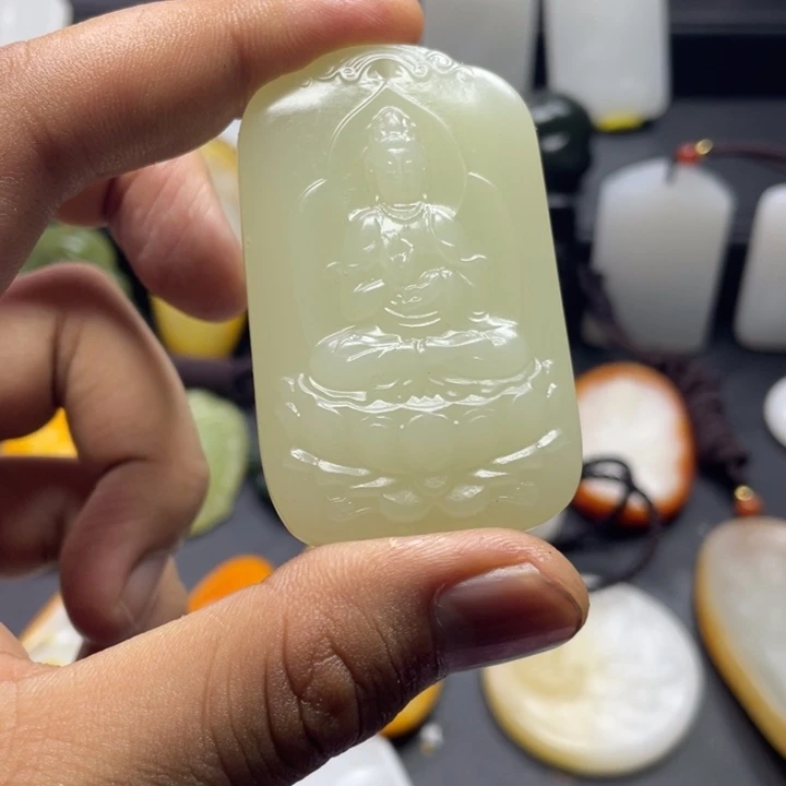 未镶嵌和田玉挂件