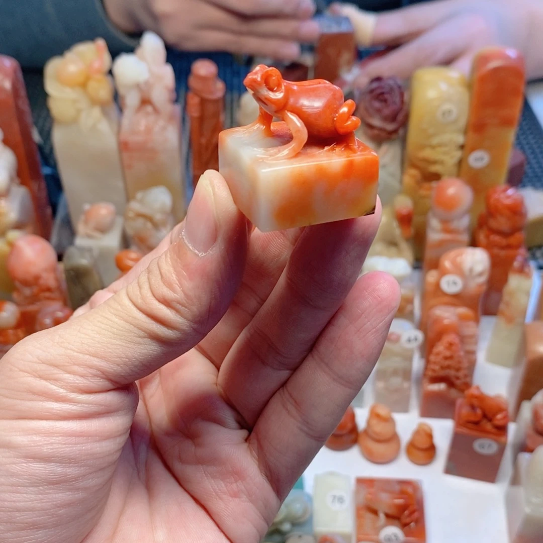 寿山石印石呱呱来财2.5