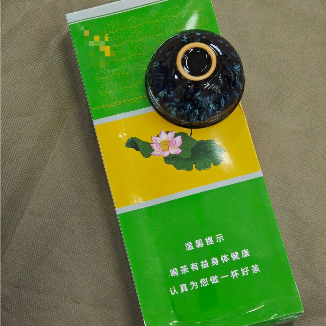 【新品】———————————茶叶礼盒装（随机发）看清楚在拍